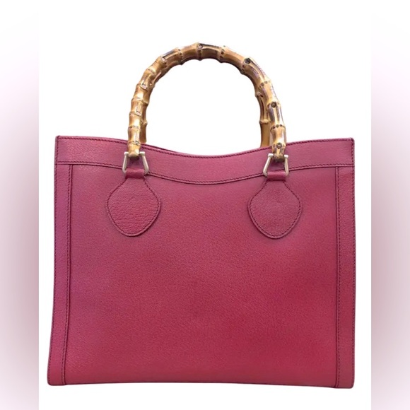 GUCCI Diana Tote Bamboo Tote Vintage Satchel in Pebbled Leather - Picture 1 of 1